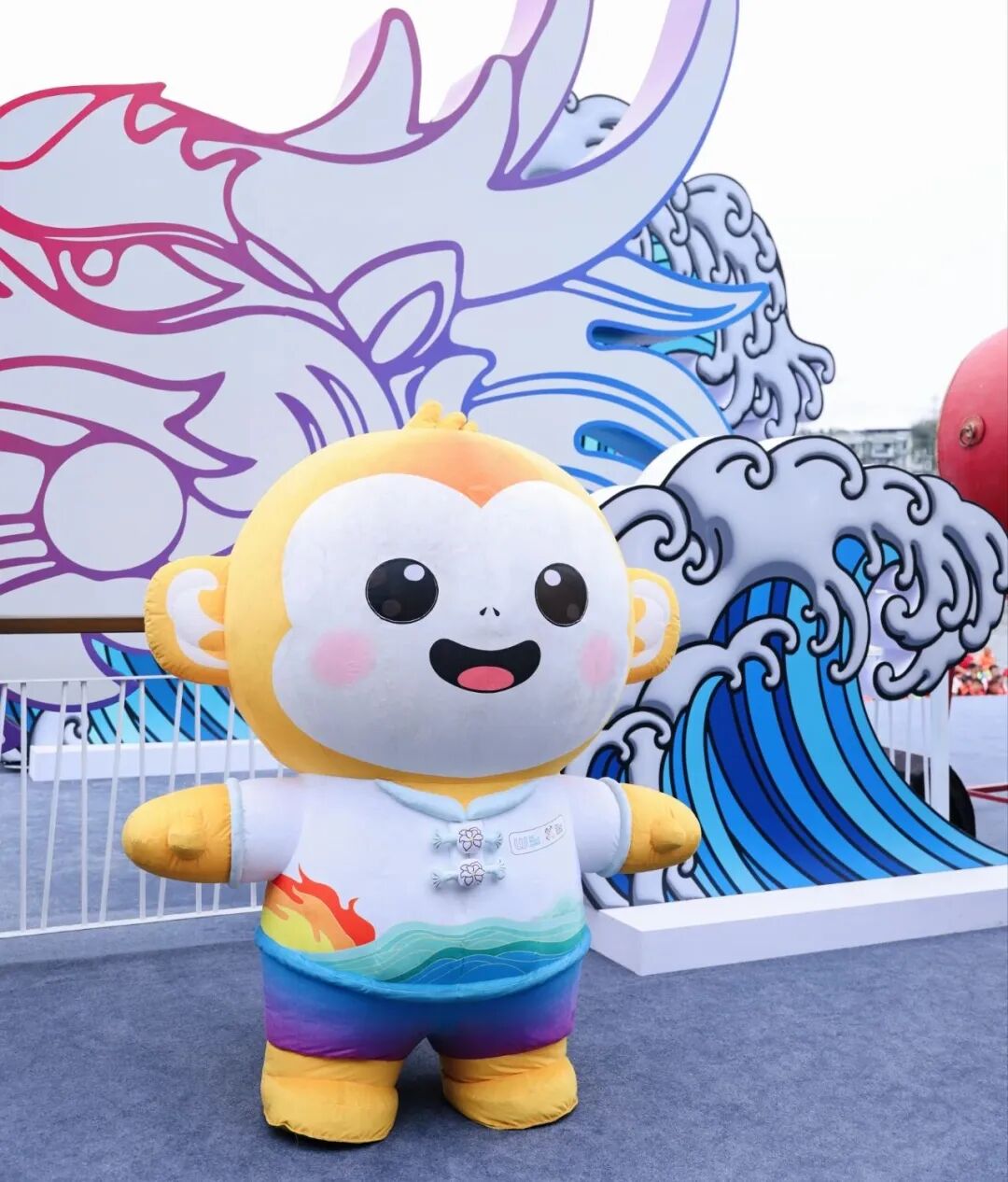 水上划划划，岸上人人人……你在现场吗？插图9