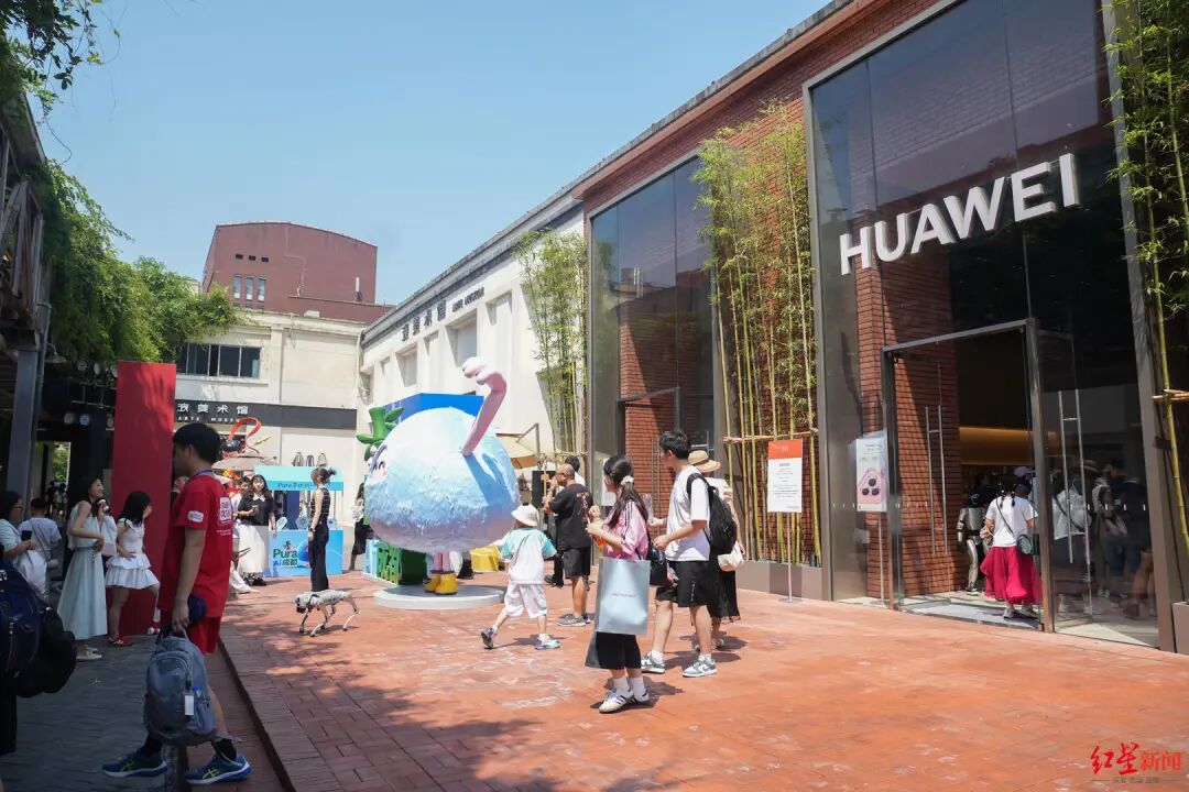 多款新车在蓉发布！华为再次“首”选成都插图5