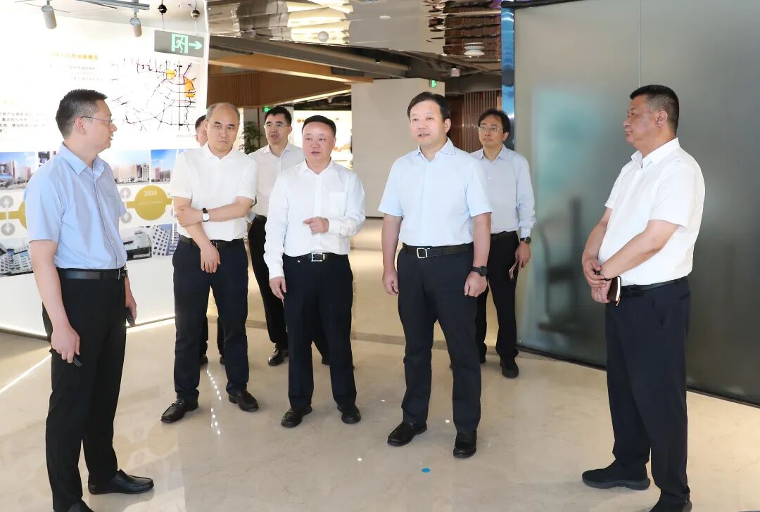 曹立军在武侯区宣讲省委十二届七次全会精神并调研插图5