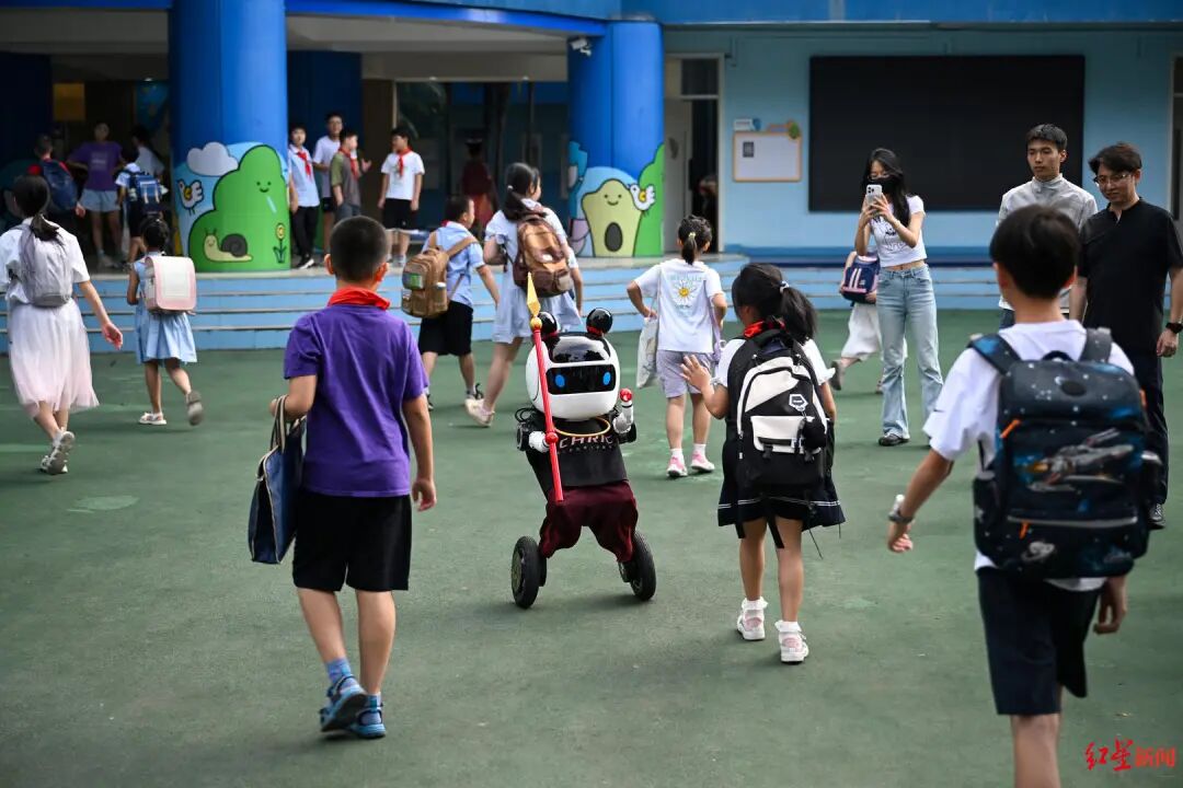 如何让机器人真正走进生活？成都来了场实景验证插图4