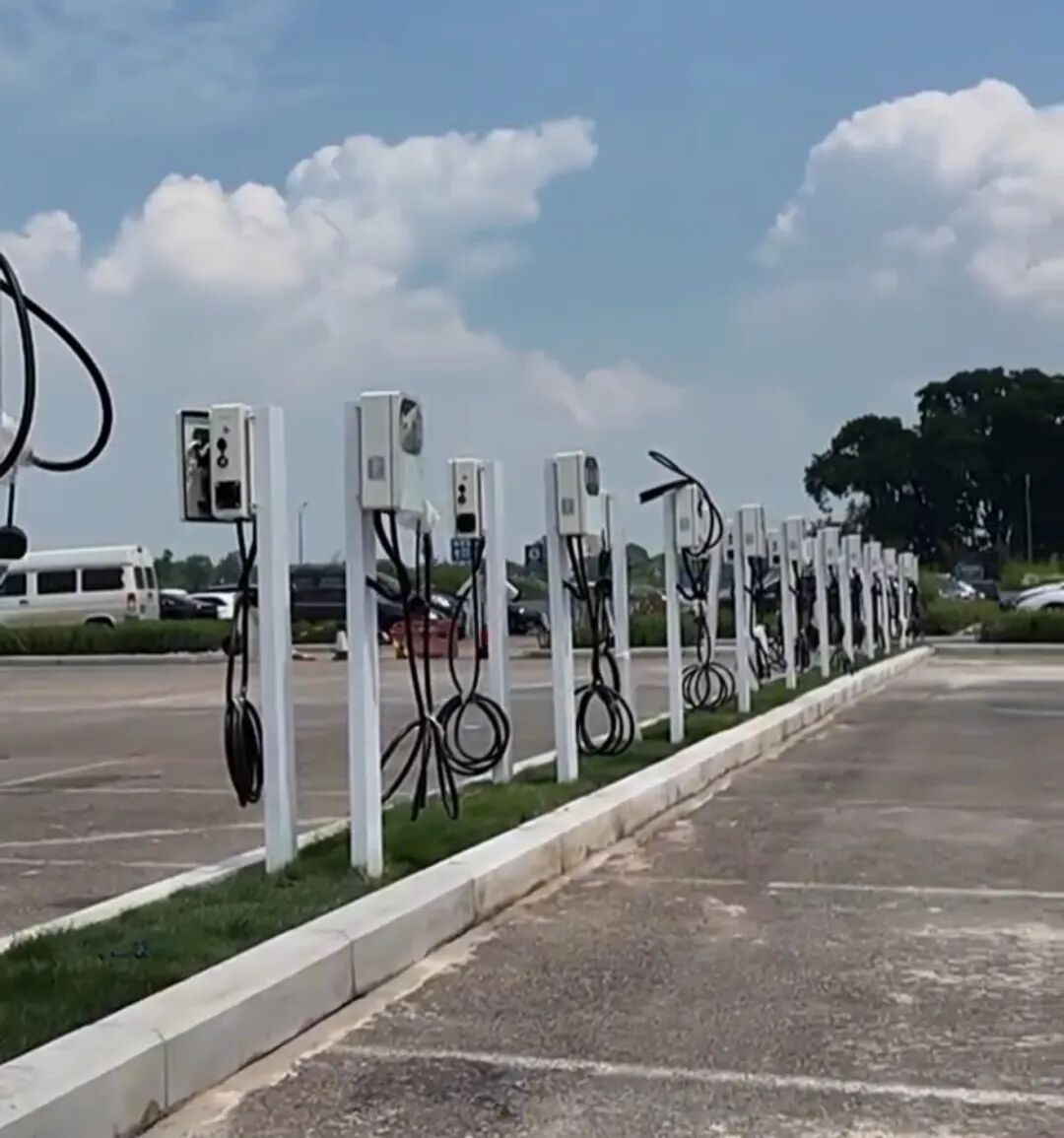 年底通车！成都人看雪山泡温泉更方便了插图2