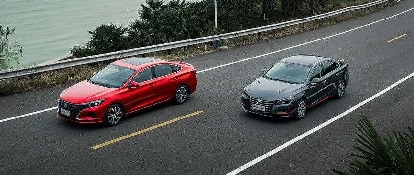 试驾长安轿车双雄：蓝鲸动力有多省？实测百公里油耗3升左右！