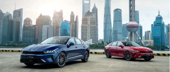 抢先体验全新起亚K5凯酷：比海外版更酷炫，轴距加长，细节更有中国味