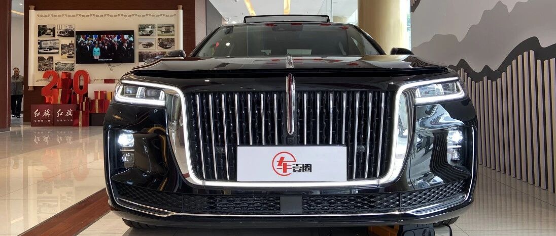 比奔驰E级、宝马5系便宜10万以上！红旗H9上市，售30.98万起