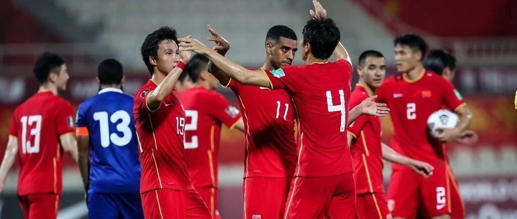 国足又赢了！五球大胜马尔代夫，出线只待“撞线”！