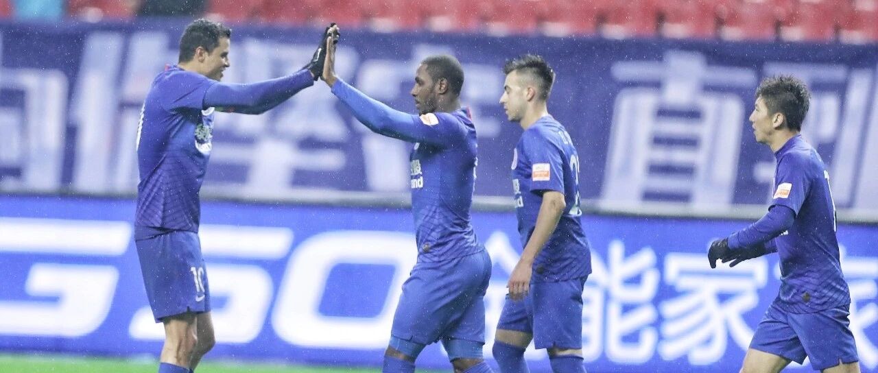 申花最后点名：莫雷诺？到！姆比亚？到！人齐了！