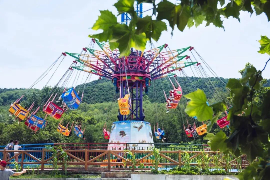 全新赛道!揭秘《快乐向前冲》临沂沂水雪山彩虹谷赛道关卡!