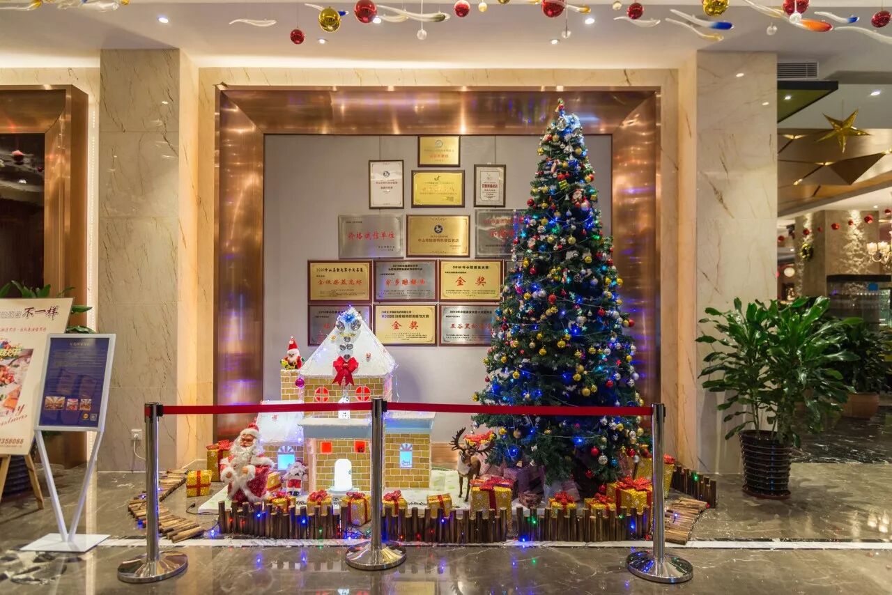 圣诞季就要来了,来星光联盟国宴饭店吃大餐呗!