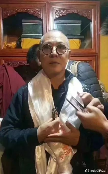 55歲李連傑終於現身了，光頭駝背略顯滄桑，遭病魔纏身像80歲老人！ 未分類 第19張