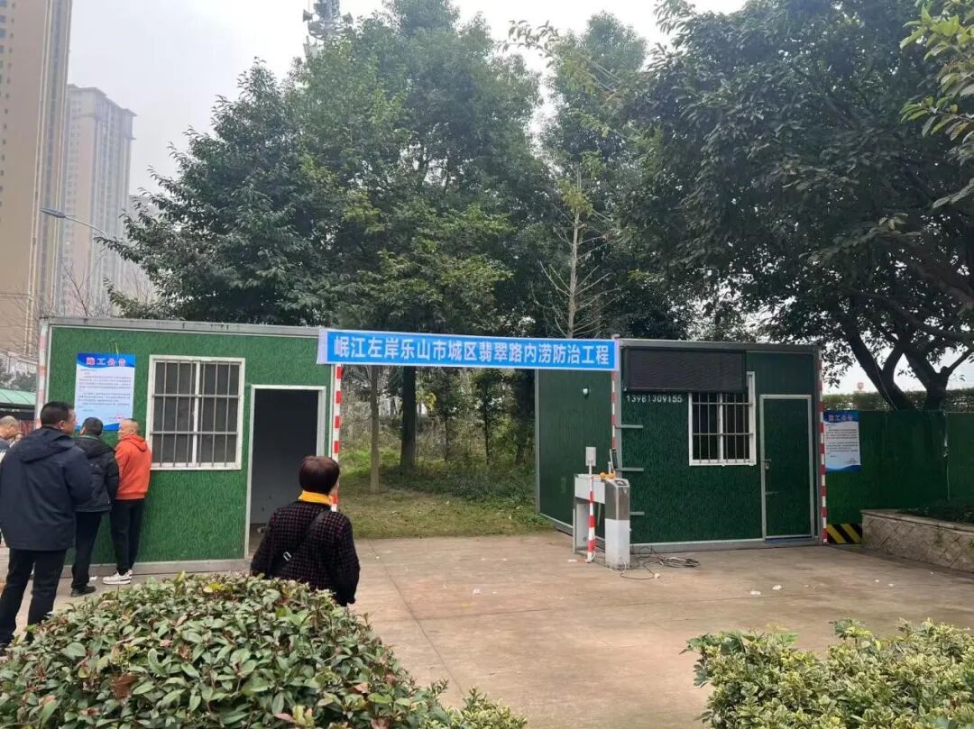 a0757b3b56bd4968f61c98974e31028