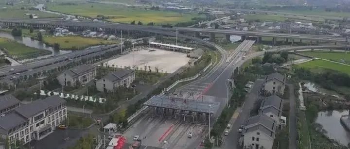 国庆首日浙江高速堵堵堵，温州这些高速口关闭！