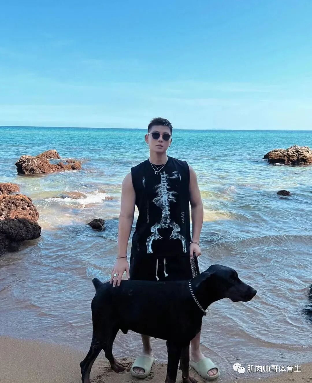 图片[17]-和小哥哥出去玩吗？美是真的美，晒是真的晒-小蓝短视频