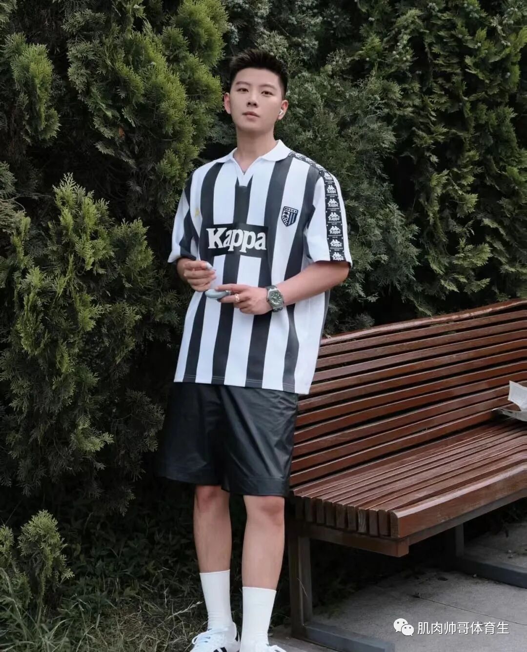 图片[7]-和小哥哥出去玩吗？美是真的美，晒是真的晒-小蓝短视频