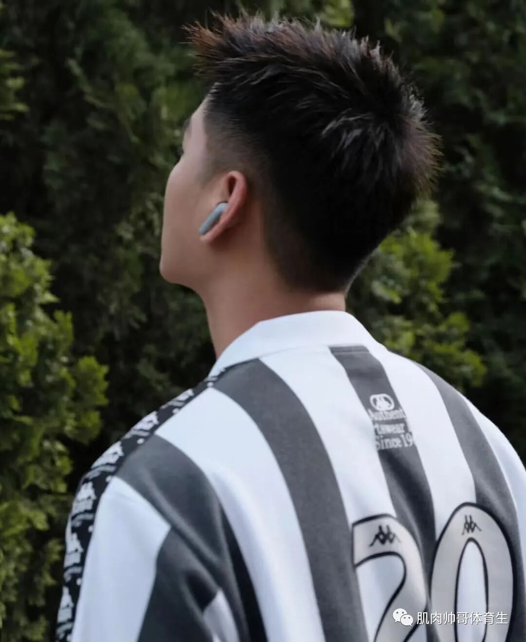 图片[8]-和小哥哥出去玩吗？美是真的美，晒是真的晒-小蓝短视频