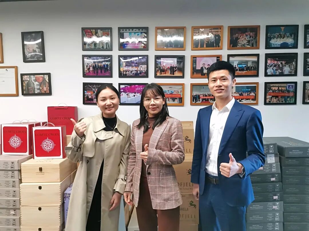 MetInfo enterprise content manager system | MetInfo CMS