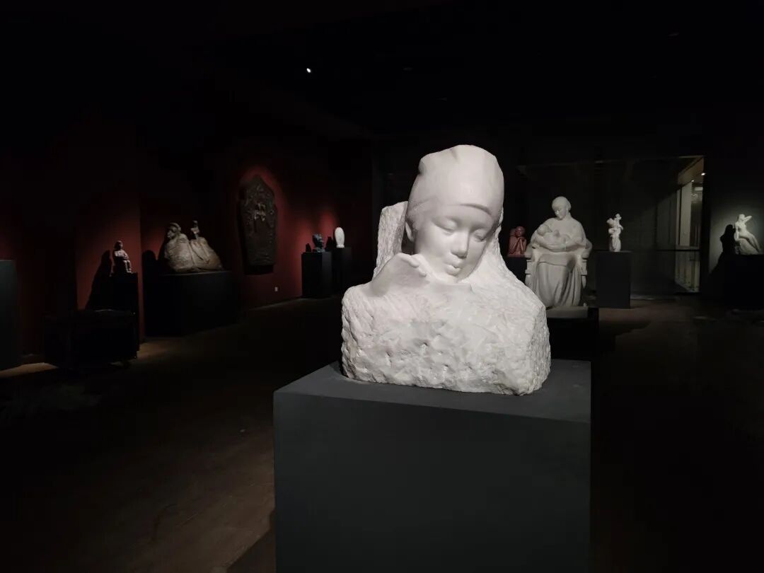 张得蒂雕塑艺术馆展厅