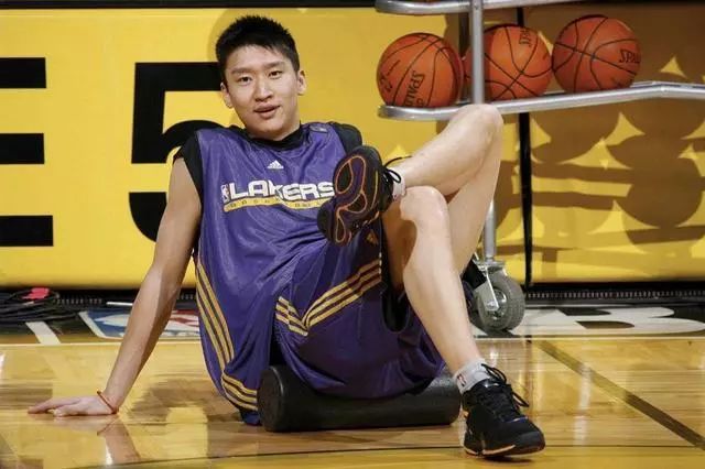 NBA的亞洲球員排行榜，姚明第一，他排第二，易建聯只能排第三！ 未分類 第5張