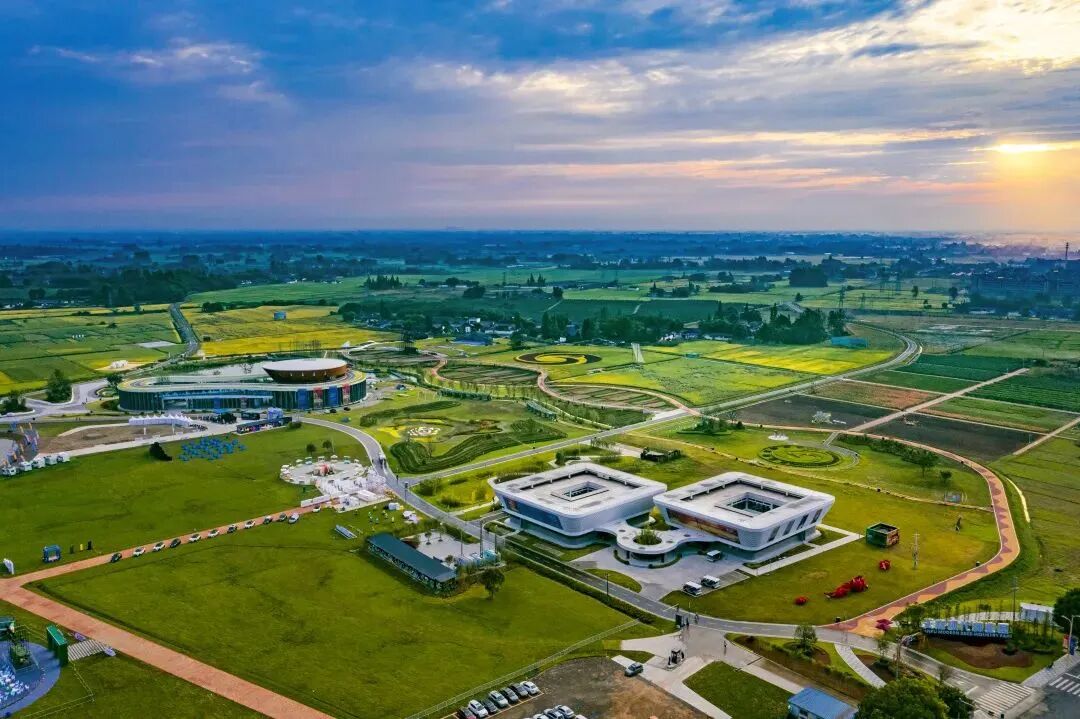 邛崃即将迈入"双轨"时代