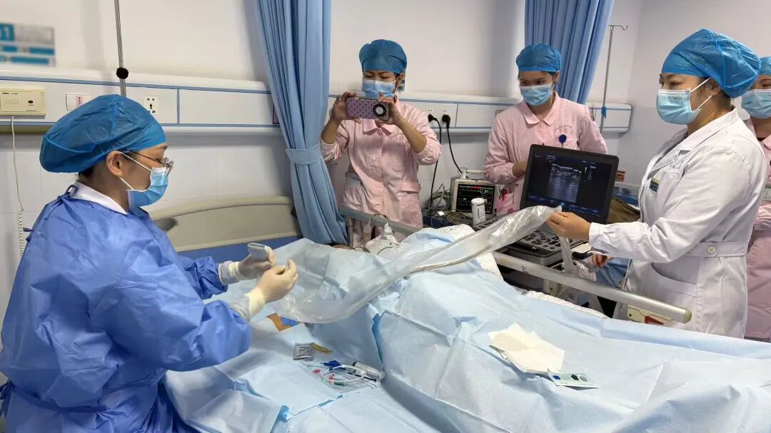 为什么建立双输液通道双院协作，河池市人民医院与市妇幼保健院成功为肿瘤患者实施PICC置管_https://www.jmylbn.com_新闻资讯_第6张