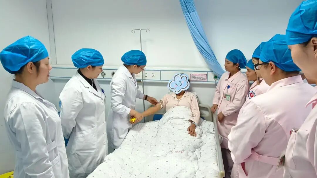 为什么建立双输液通道双院协作，河池市人民医院与市妇幼保健院成功为肿瘤患者实施PICC置管_https://www.jmylbn.com_新闻资讯_第9张
