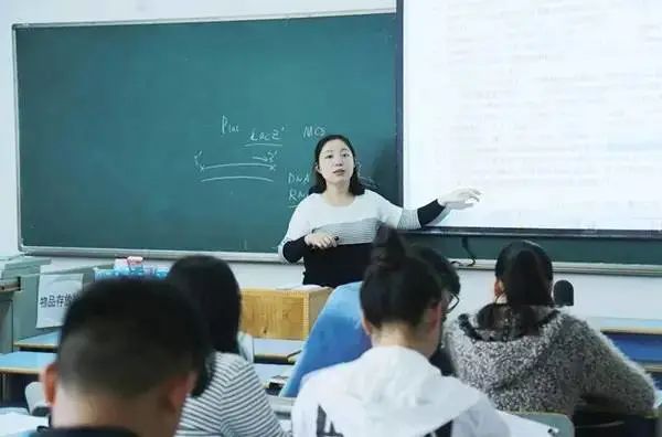 武汉工商学院全日制自考本科