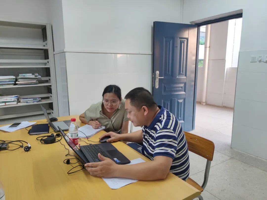 柳州市马鹿山中学调研督导明方向优质均衡促发展