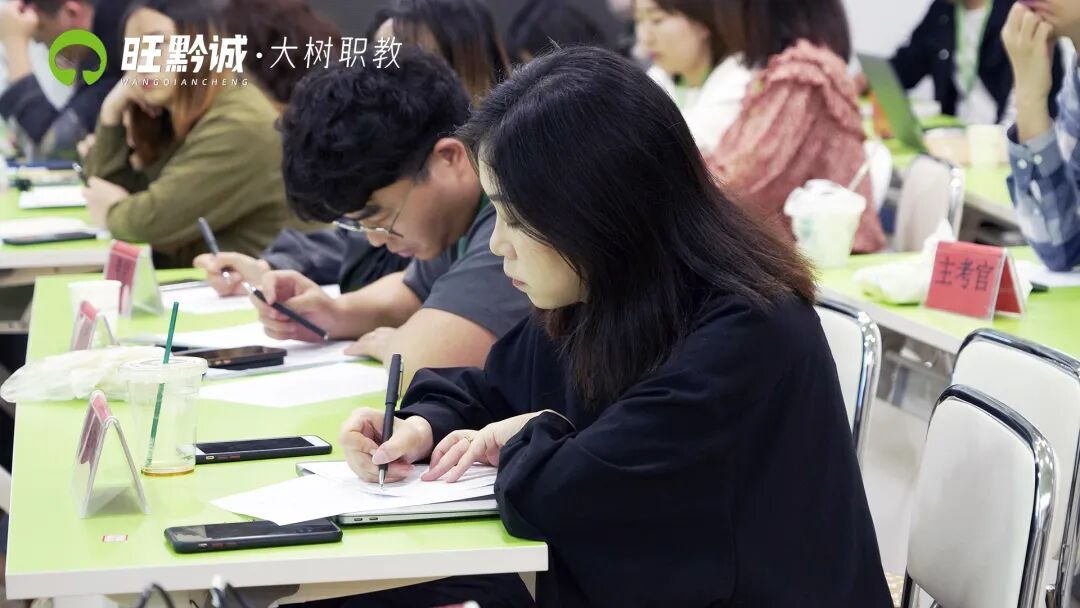 公務員貴州查詢考試成績怎么查_貴州公務員考試成績查詢_貴州公務員考試查分