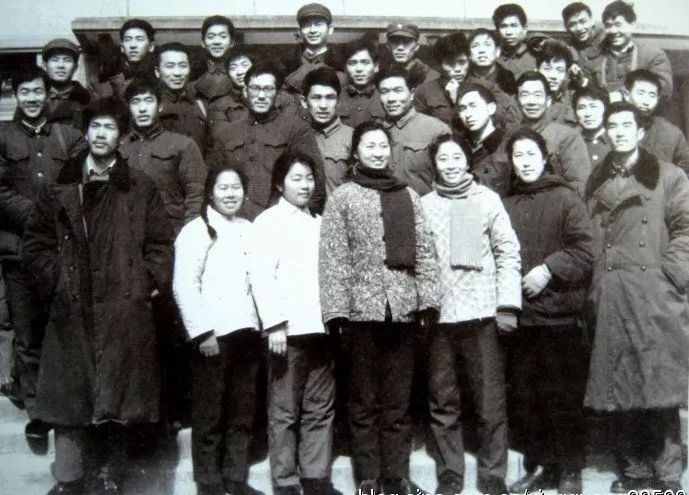 老照片- 77-78级大学生: 一个时代的符号(ZT) | www.wenxuecity.com 老照片- 77-78级大学生: 一个时代的符号(ZT) | www.wenxuecity.com