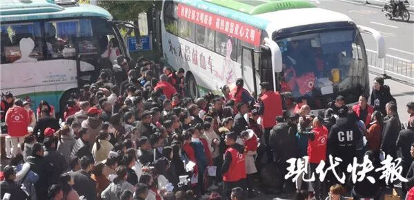 直击响水“3·21”爆炸后现场：不留死角 不落一人