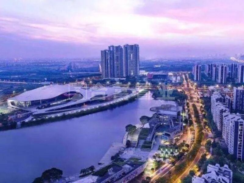 番禺亚运城在售楼盘天珑ONE组团，单价2.8万！