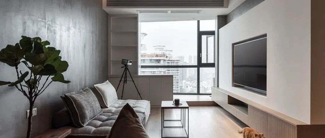 90㎡小两室装修，原木色搭配高级灰，大气感十足！