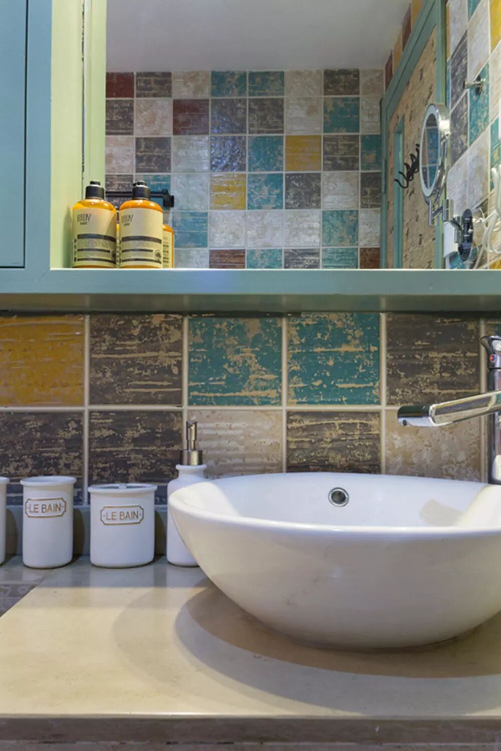 76平米混搭怀旧风，尽显小资风情