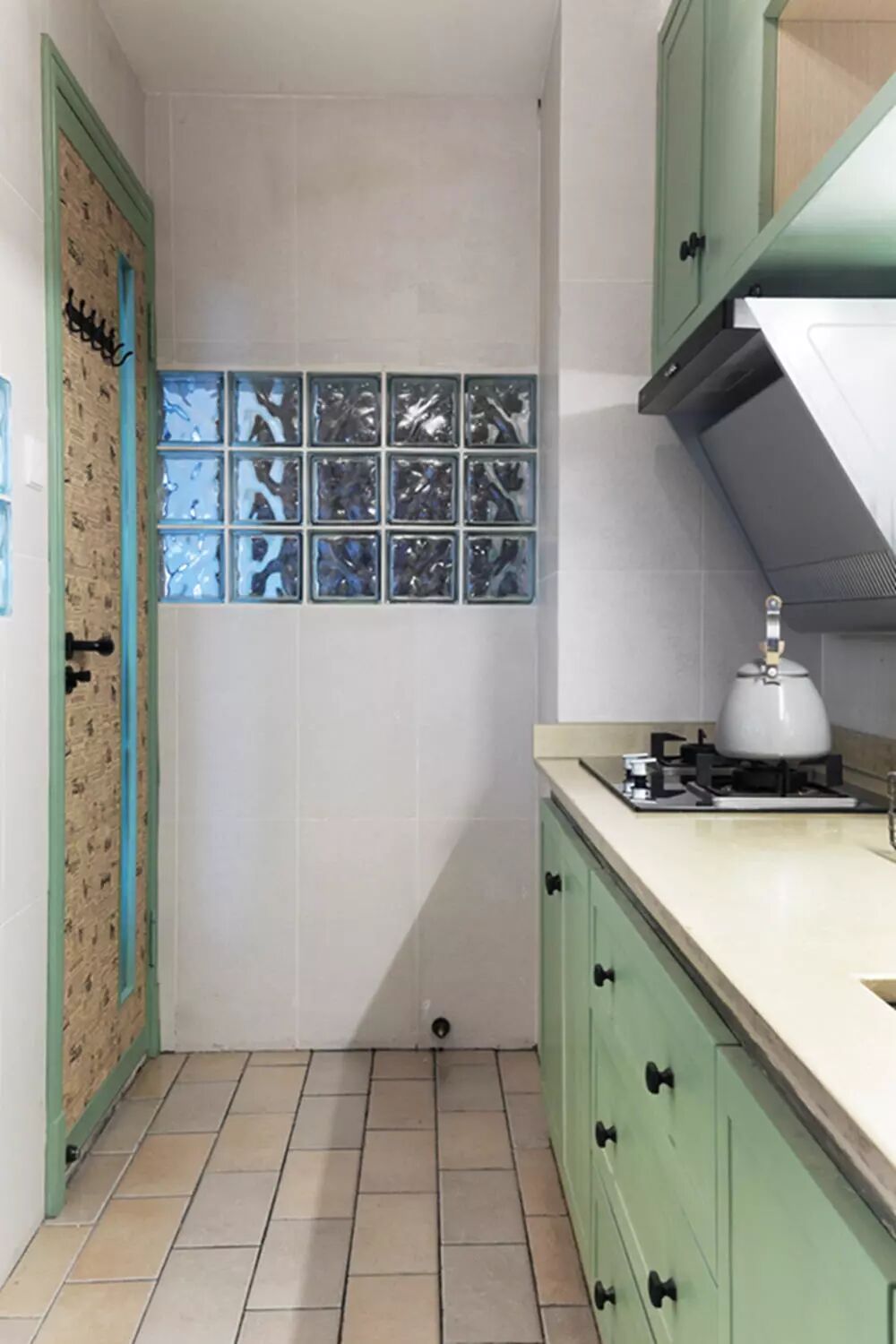 76平米混搭怀旧风，尽显小资风情