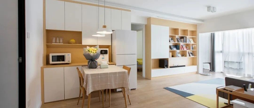 78㎡日系风三室装修，电视墙变身书架墙！