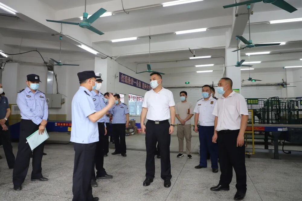 陈征明同志带队开展五一节前安全生产督查检查