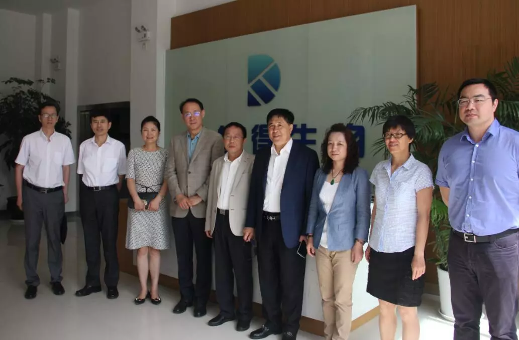 长春市政协港澳台侨和外事委员会主任张东威一行参观考察康复得生物 长春市政协港澳台侨和外事委员会主任张东威一行参观考察康复得生物