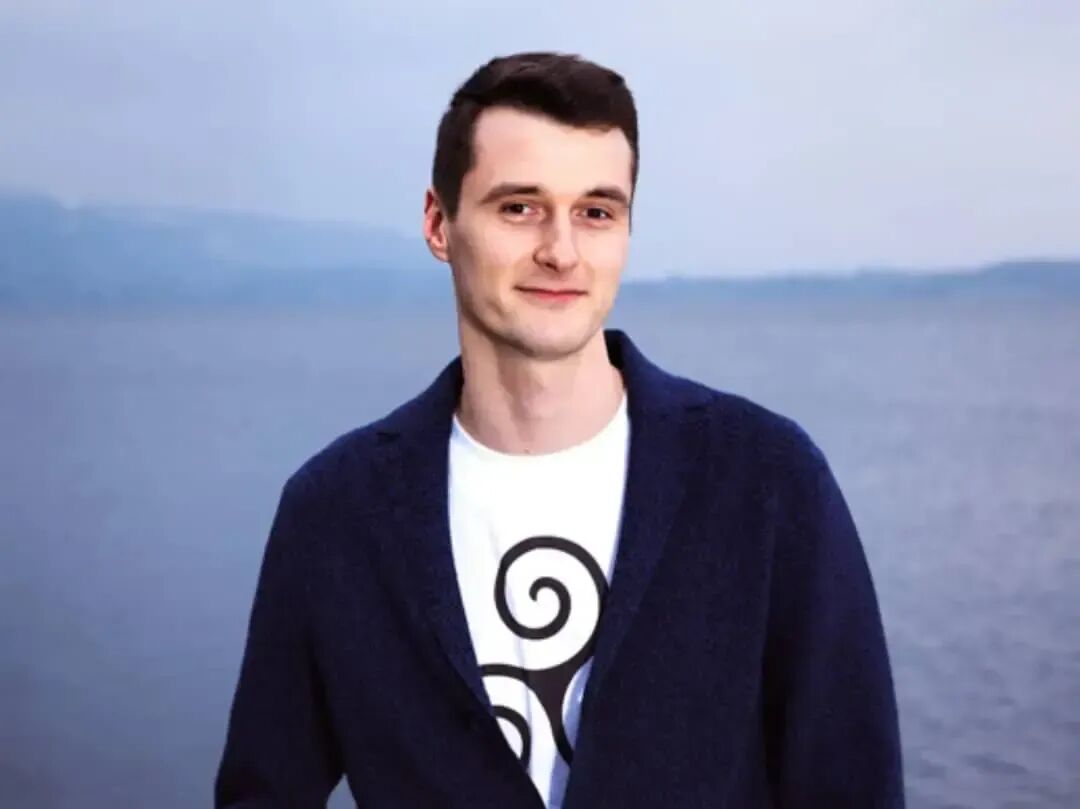 以太坊主网上线十周年：从创世八人组到去中心化社区的关键先生们