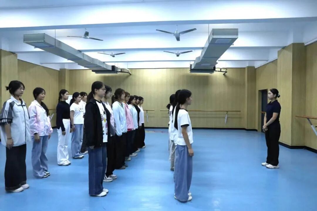 ca71a3ec1e7e2bb4459af166cabb5357.jpg