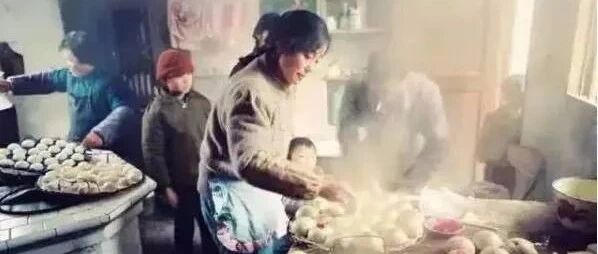 三十年前的春节才叫过年，现在充其量只能算放假