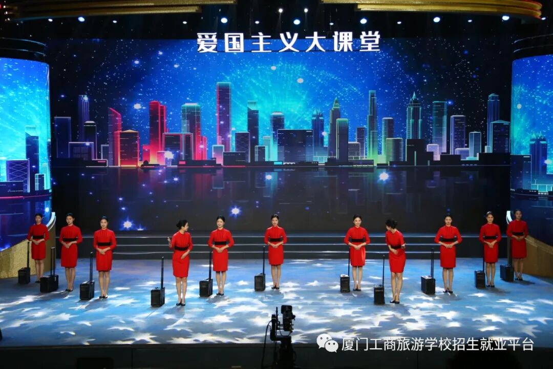 高鐵乘務(wù)專業(yè)錄取分?jǐn)?shù)線_空乘高鐵乘務(wù)專業(yè)學(xué)校_2023年高鐵空乘專業(yè)學(xué)校錄取分?jǐn)?shù)線