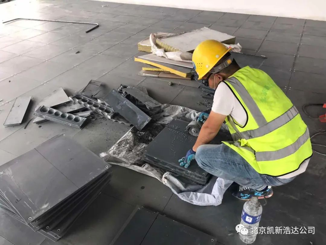 架空木地板_架空地板品牌_抗靜電架空線(xiàn)槽地板