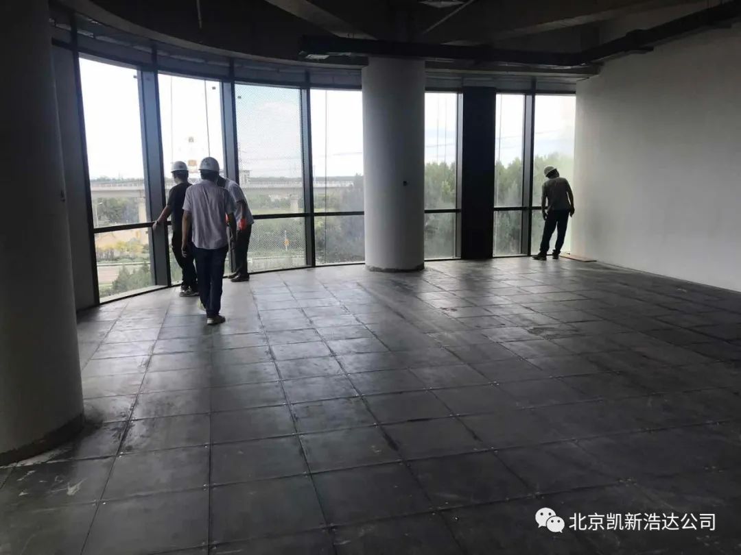 抗靜電架空線(xiàn)槽地板_架空木地板_架空地板品牌