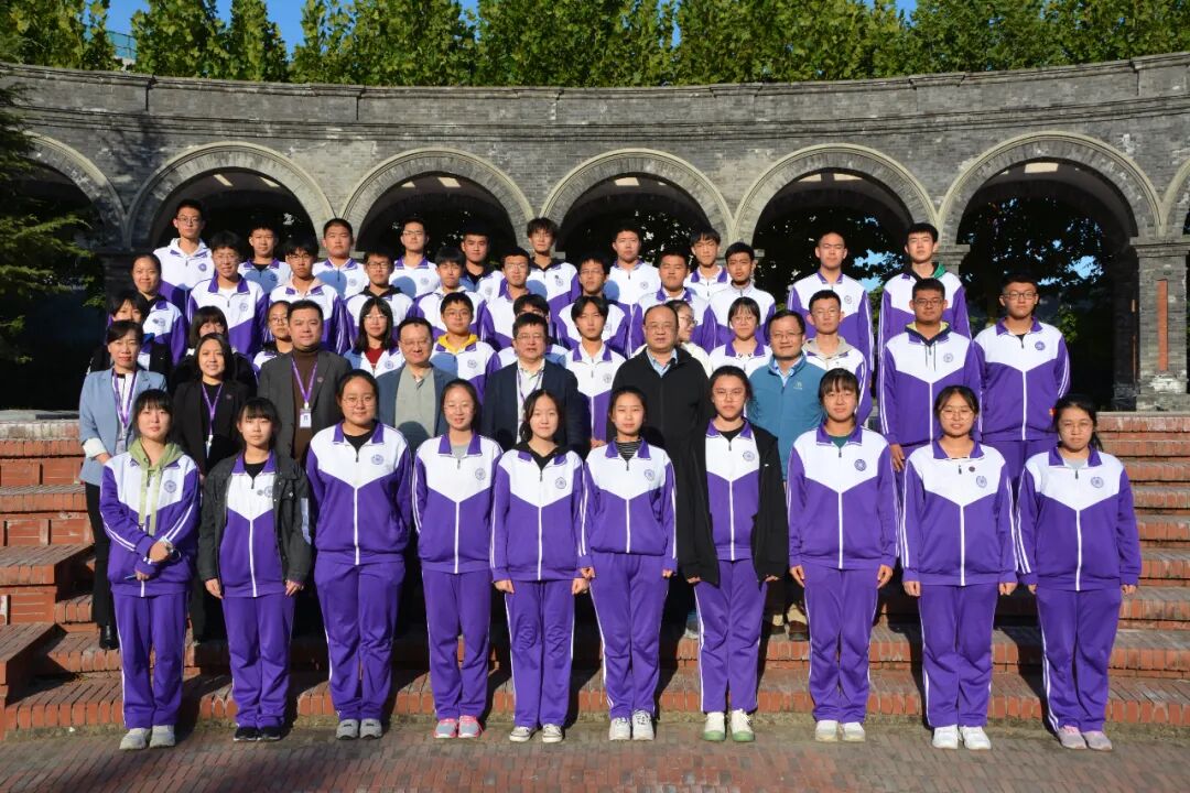 公能讲坛:中国科技与世界大势——袁岚峰教授做客南开中学滨海生态城