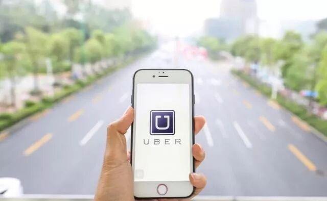 高通、招商局、顺丰入围小米基石投资者；ofo 再次调整押金机制；特斯拉否认暂停接收中国新订单…