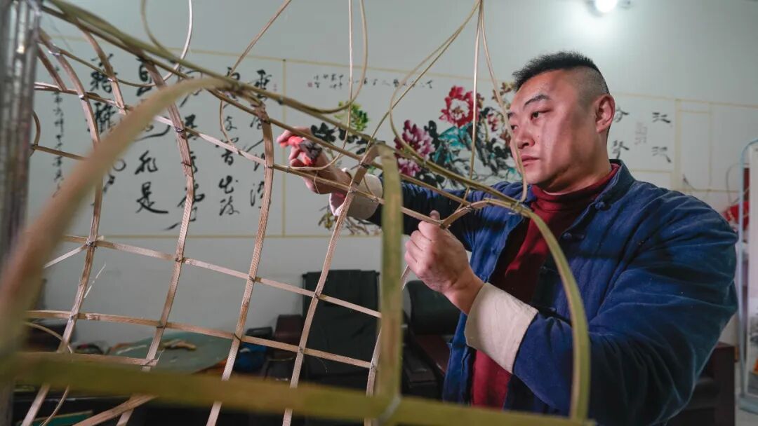 【乌蒙文韵·文萃拾遗】非遗传承:寻访金沙纸扎第五代传承人赵昌兴