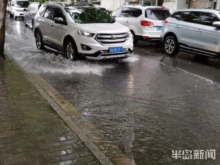 雨下了一天兩夜! 青島發布暴雨黃色預警,海水浴場、棧橋等景區關閉 旅遊 第6張