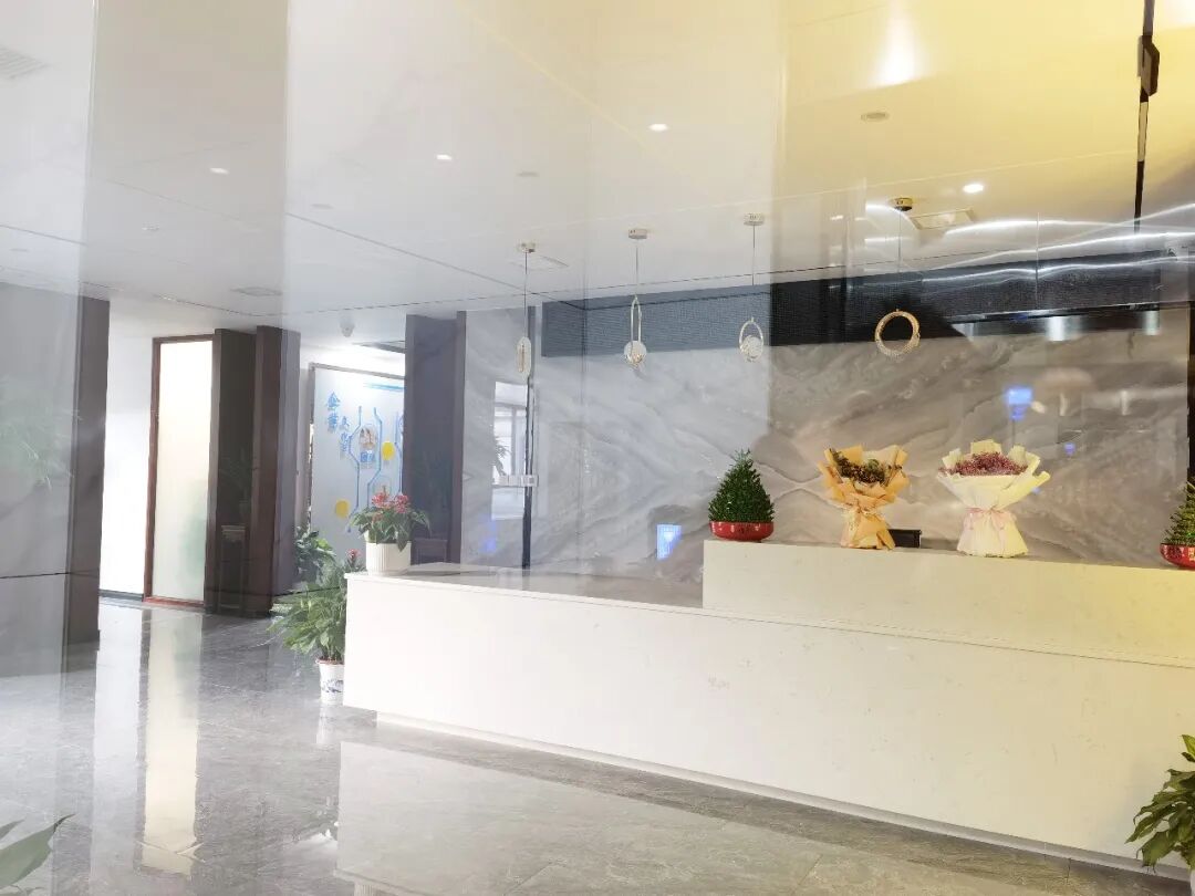 蜂巢易网卢塞恩小镇 (4).jpg