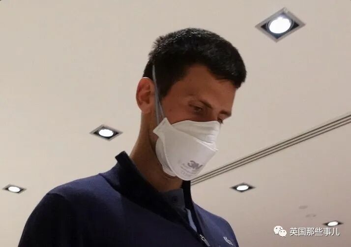 德约刚被澳洲驱逐，法国也跟进补刀：不打新冠疫苗就别来法网，吃瓜网友吵成一片...（组图） - 14