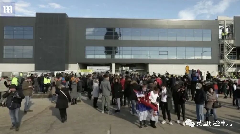 德约刚被澳洲驱逐，法国也跟进补刀：不打新冠疫苗就别来法网，吃瓜网友吵成一片...（组图） - 10