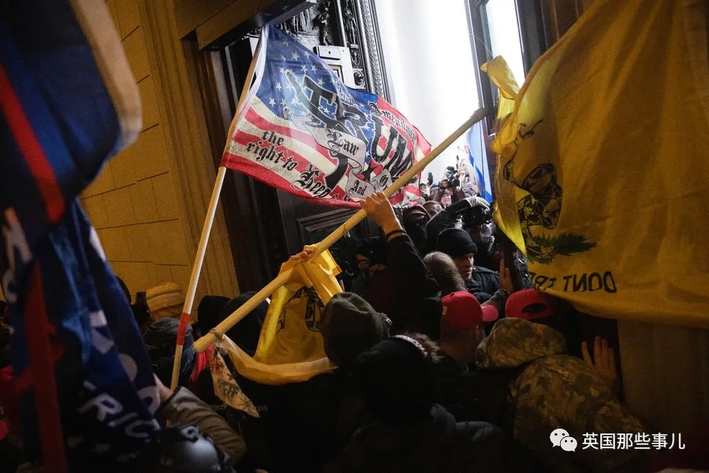 merlin_182064141_2ff4b983-4131-460e-84c1-1fc4ec198289-jumbo.jpg Image